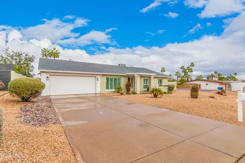 Exterior - 2366 E Sahuaro Dr, Phoenix, AZ 85028 photo 11 of 11