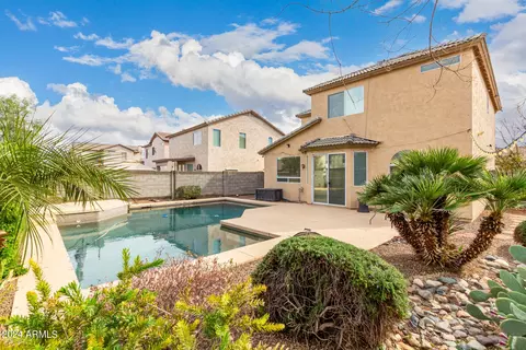 1208 E Graham Trl, Phoenix, AZ 85040