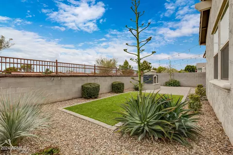Exterior - 790 S Edith Dr, Chandler, AZ 85225 photo 10 of 17