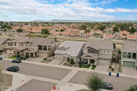 View/Area - 790 S Edith Dr, Chandler, AZ 85225 photo 2 of 7