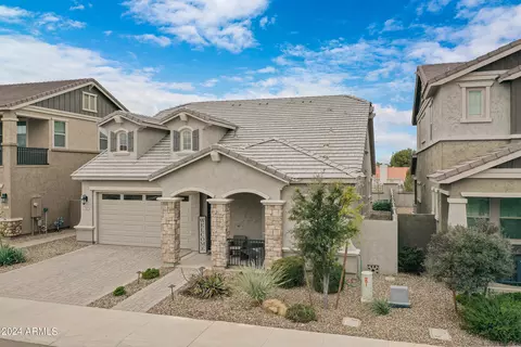 Exterior - 790 S Edith Dr, Chandler, AZ 85225 photo 11 of 17