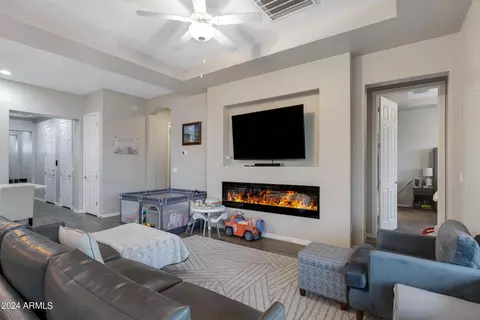 Living - 790 S Edith Dr, Chandler, AZ 85225 photo 1 of 3