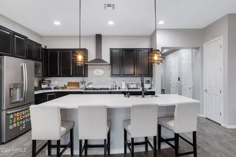 Kitchen - 790 S Edith Dr, Chandler, AZ 85225 photo 5 of 5