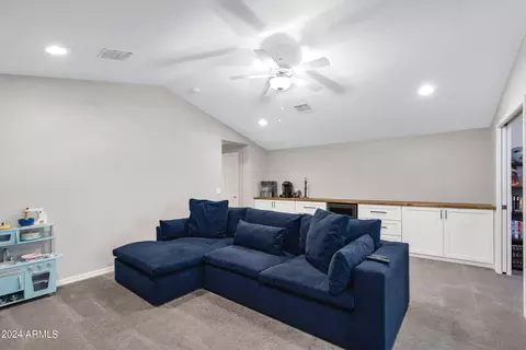 Living - 790 S Edith Dr, Chandler, AZ 85225 photo 2 of 3