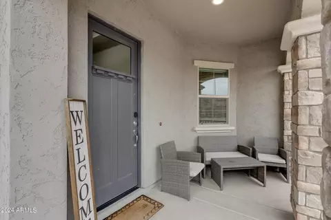 Exterior - 790 S Edith Dr, Chandler, AZ 85225 photo 4 of 17
