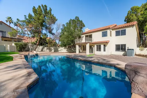 Exterior - 5019 E Vaughn Dr, Phoenix, AZ 85044 photo 7 of 14