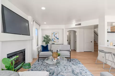Living - 5019 E Vaughn Dr, Phoenix, AZ 85044 photo 5 of 10