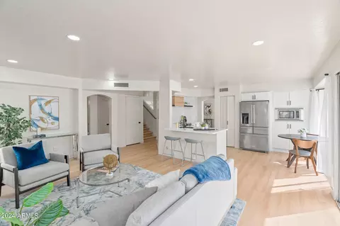 Living - 5019 E Vaughn Dr, Phoenix, AZ 85044 photo 6 of 10