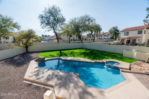 Exterior - 5019 E Vaughn Dr, Phoenix, AZ 85044 photo 4 of 14