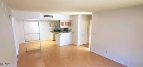 4554 E Paradise Village Pkwy N #243, Phoenix, AZ 85032