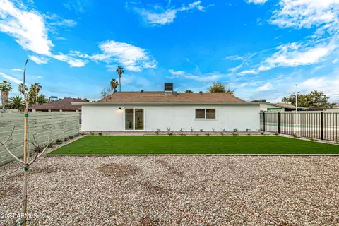 Exterior - 1855 E Glade Cir, Mesa, AZ 85204 photo 13 of 19
