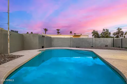 Exterior - 1855 E Glade Cir, Mesa, AZ 85204 photo 9 of 19