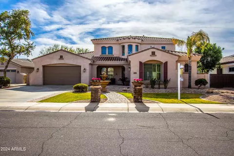 437 E Tonto Pl, Chandler, AZ 85249