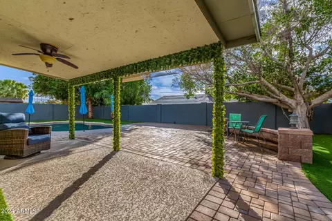 4235 Equestrian Trl, Phoenix, AZ 85044 photo 9