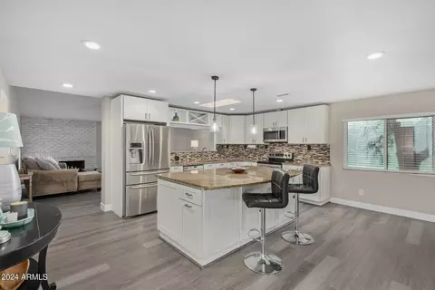 4235 Equestrian Trl, Phoenix, AZ 85044 photo 5