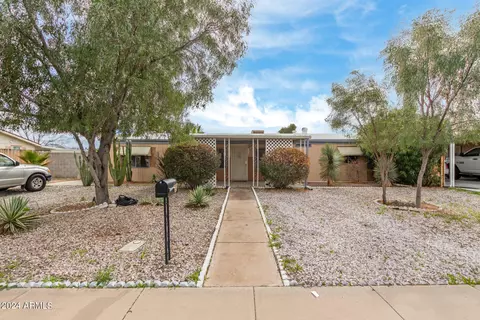 683 W Calle Del Norte St, Chandler, AZ 85225