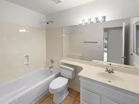 Bath - 3721 E Piute Ave, Phoenix, AZ 85050 photo 1 of 3
