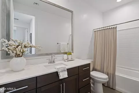 Bath - 9922 E Tiburon Ave, Mesa, AZ 85212 photo 5 of 5