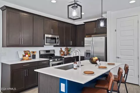 Kitchen - 9922 E Tiburon Ave, Mesa, AZ 85212 photo 3 of 8