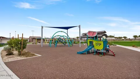 View/Area - 9922 E Tiburon Ave, Mesa, AZ 85212 photo 3 of 5