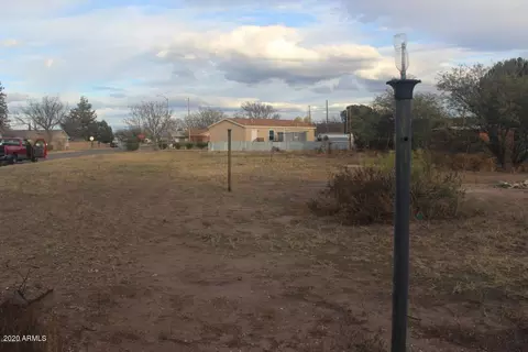 302 E Navajo St #3, Huachuca City, AZ 85616