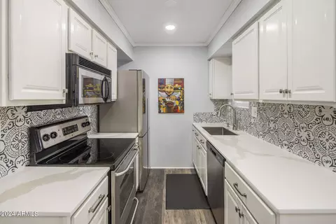 5877 N Granite Reef Rd #1122, Scottsdale, AZ 85250
