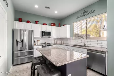 1965 W Periwinkle Way, Chandler, AZ 85248