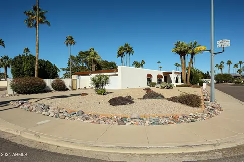 11042 N 44th Ct, Phoenix, AZ 85028