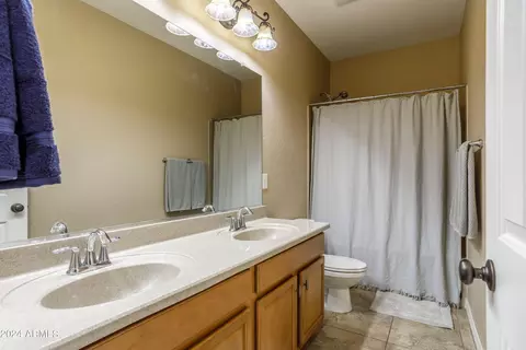2573 E Carob Dr, Gilbert, AZ 85298 photo 11
