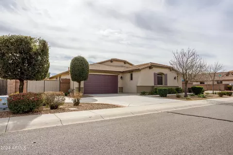 2573 E Carob Dr, Gilbert, AZ 85298
