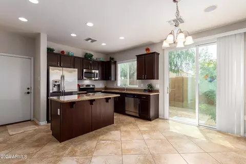 2099 S Olympic Dr, Gilbert, AZ 85295 photo 6