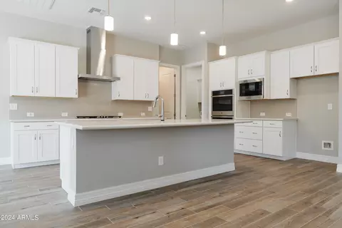 1239 E Jude Ln, Gilbert, AZ 85298 photo 3
