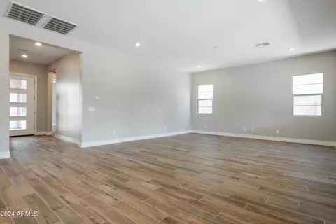 1239 E Jude Ln, Gilbert, AZ 85298 photo 6