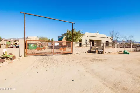1924 W Tanya Trl, Phoenix, AZ 85086