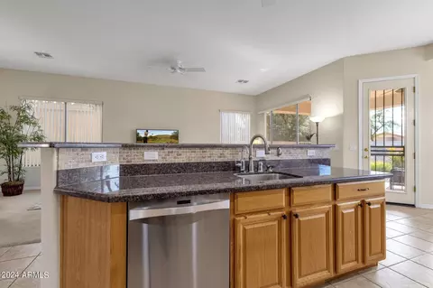 4461 E Walnut Rd, Gilbert, AZ 85298 photo 6