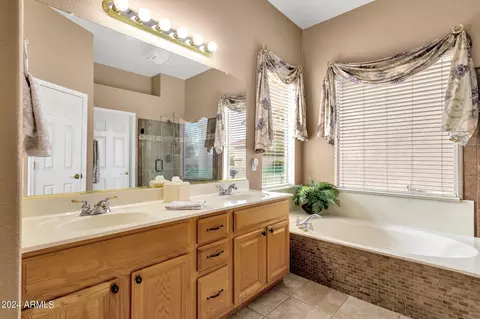 4461 E Walnut Rd, Gilbert, AZ 85298 photo 12