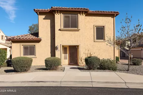 26329 N Babbling Brook Dr, Phoenix, AZ 85083