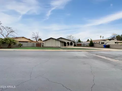 2230 W Farmdale Ave, Mesa, AZ 85202