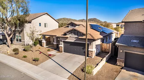 Exterior - 27507 N 19th Dr, Phoenix, AZ 85085 photo 3 of 31