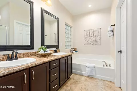 Bath - 27507 N 19th Dr, Phoenix, AZ 85085 photo 1 of 3