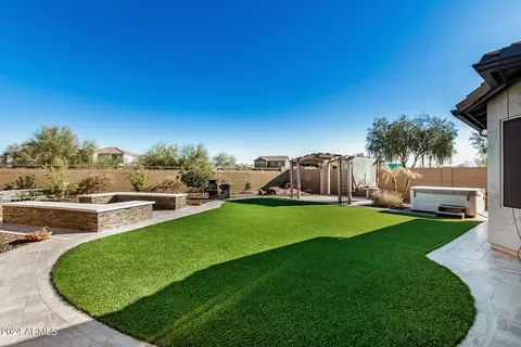 Exterior - 27507 N 19th Dr, Phoenix, AZ 85085 photo 8 of 31
