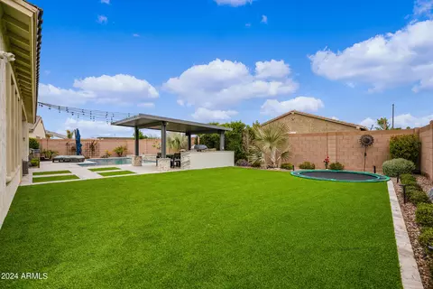 Exterior - 2534 E Thornton Ct, Gilbert, AZ 85297 photo 12 of 28