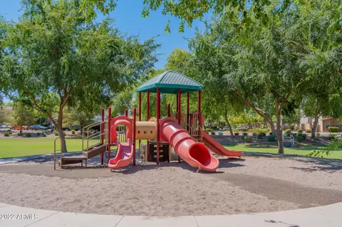 View/Area - 4117 E Tulsa St, Gilbert, AZ 85295 photo 3 of 8
