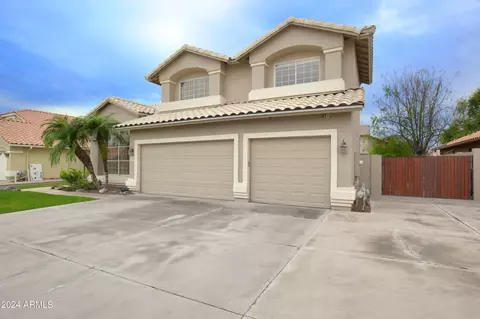 Exterior - 1301 E Spur Ave, Gilbert, AZ 85296 photo 2 of 10