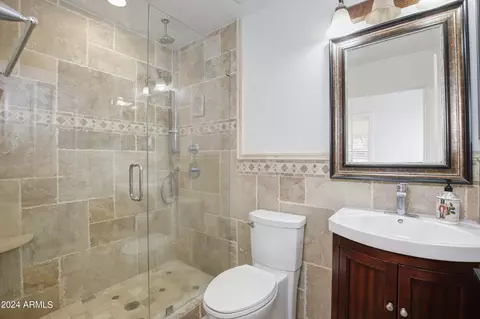 Bath - 1301 E Spur Ave, Gilbert, AZ 85296 photo 1 of 4