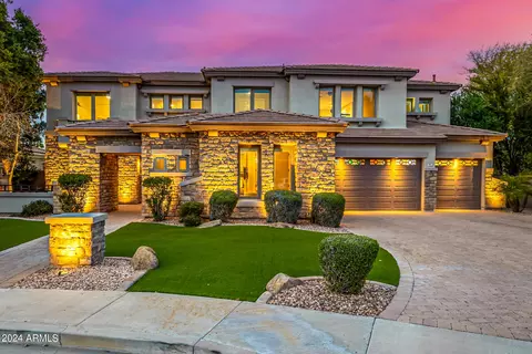 680 W Macaw Dr, Chandler, AZ 85286