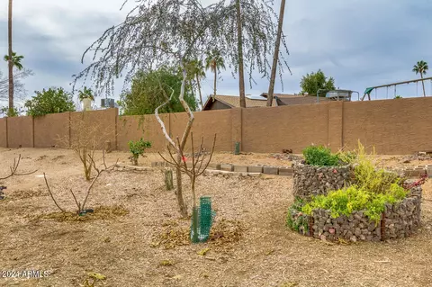 Exterior - 11833 S 44th St, Phoenix, AZ 85044 photo 13 of 29