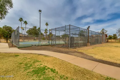 View/Area - 11833 S 44th St, Phoenix, AZ 85044 photo 5 of 17