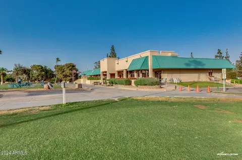 View/Area - 11833 S 44th St, Phoenix, AZ 85044 photo 9 of 17