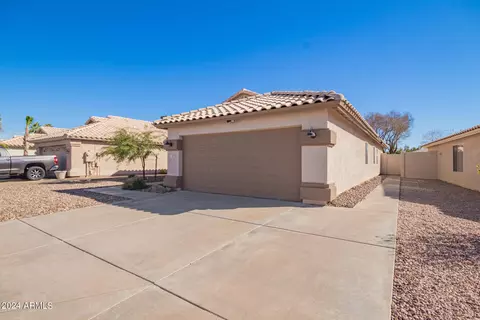 Exterior - 11833 S 44th St, Phoenix, AZ 85044 photo 5 of 29